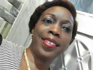 Louise Ali-Risasi, Assistante administrative, caissière Kandindi